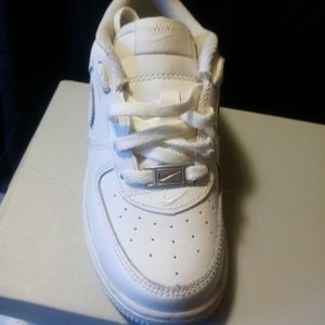 Girls size 10 Nike air force one